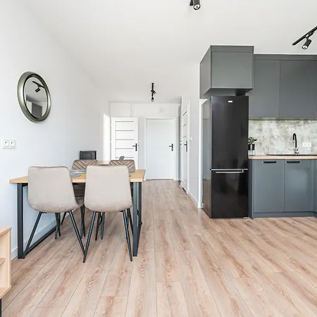 Chwarzno Xvi * غدينيا